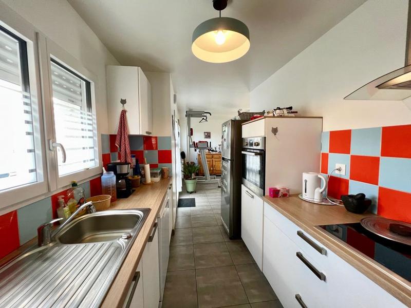 Maison - 92 m² - 5 pièces