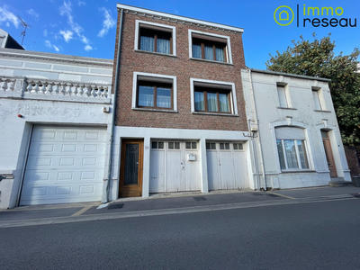 Maison de ville - 87 m² - 6 pièces