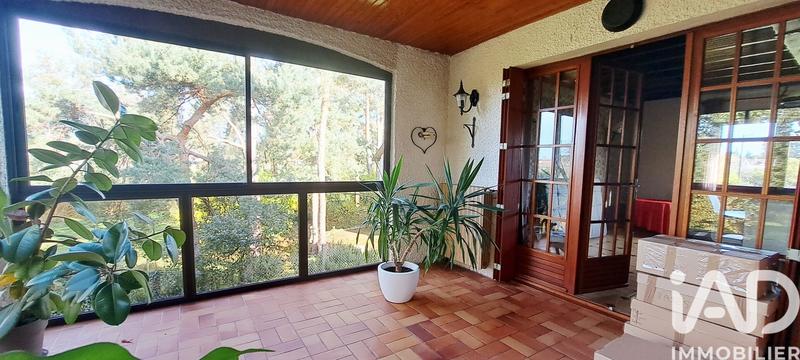 Maison - 229 m² - 7 pièces