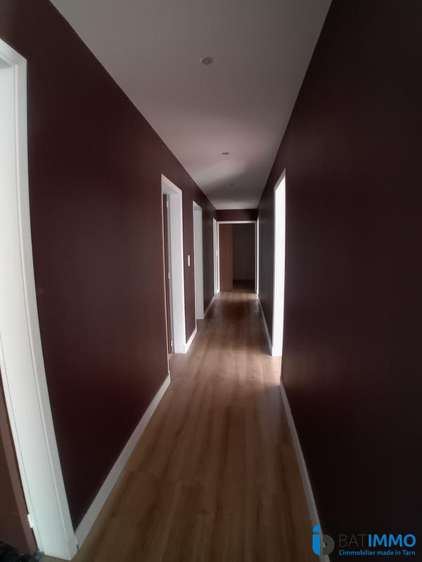 Maison - 185 m² - 6 pièces