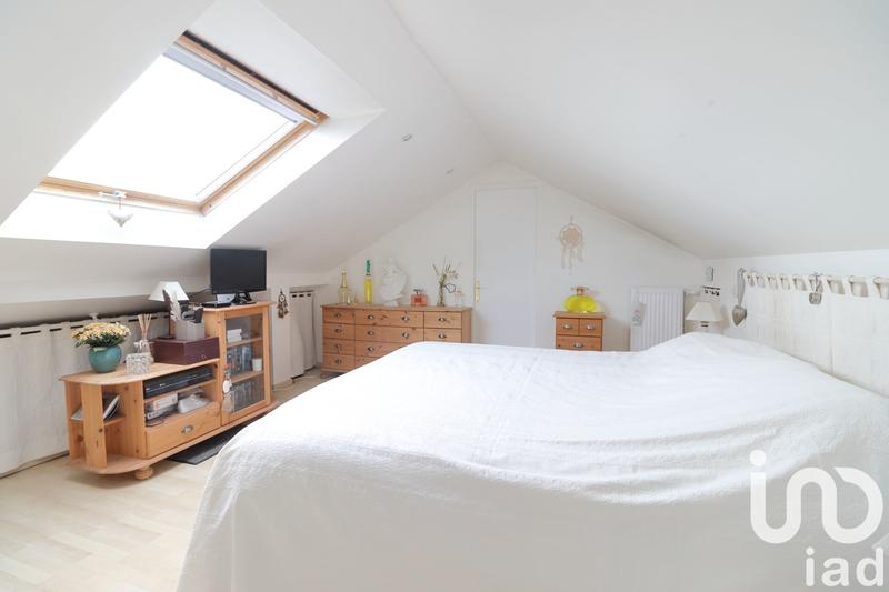 Maison - 178 m² - 9 pièces