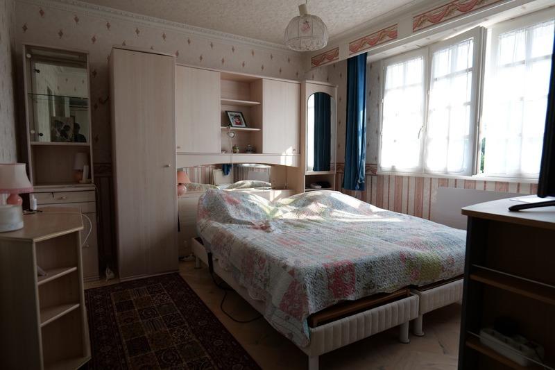 Maison - 266 m² - 8 pièces