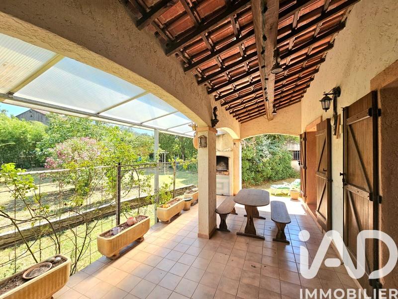 Maison - 130 m² - 5 pièces