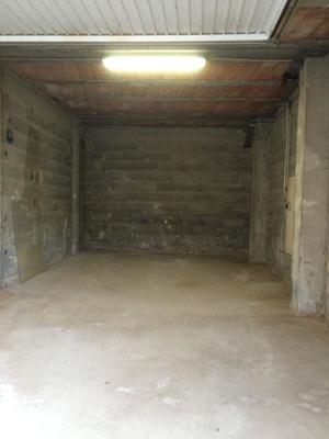 Garage - 37 m²