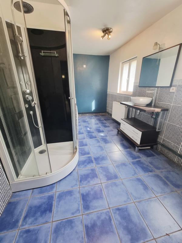 Maison - 183 m² - 7 pièces