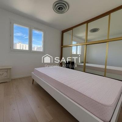 Appartement - 87 m² - 4 pièces