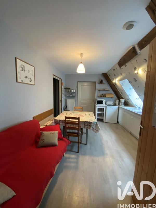 Maison - 240 m² - 11 pièces