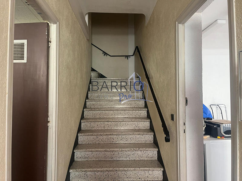 Local d'activité / Entrepôt - 62 m²