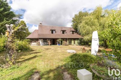 Maison - 235 m² - 6 pièces