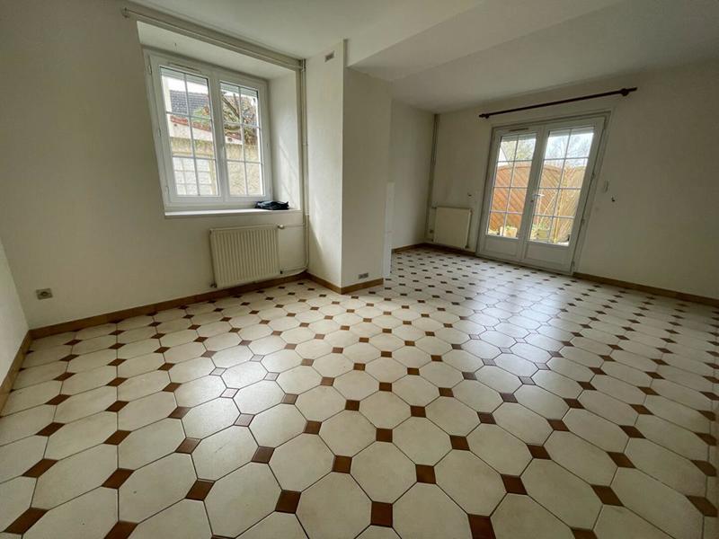 Maison - 160 m² - 8 pièces