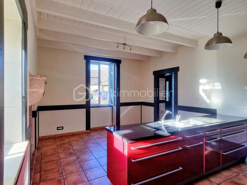 Maison en pierre - 181 m² - 5 pièces