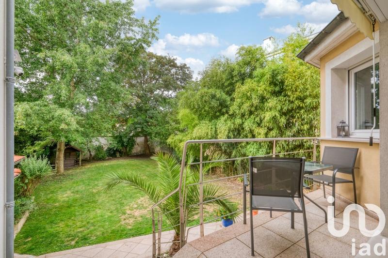 Maison - 180 m² - 6 pièces