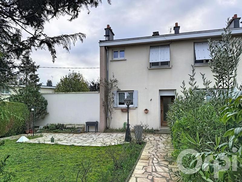 Maison - 82 m² - 4 pièces