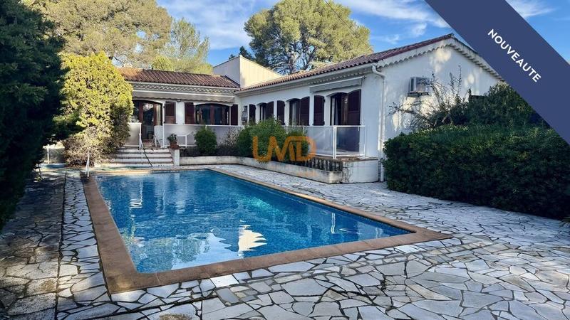 Villa - 143 m² - 7 pièces