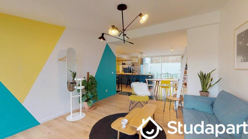 Chambre - 12 m² - 1 pièce