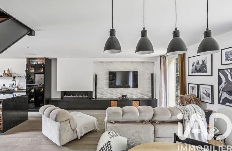 Maison - 105 m² - 5 pièces