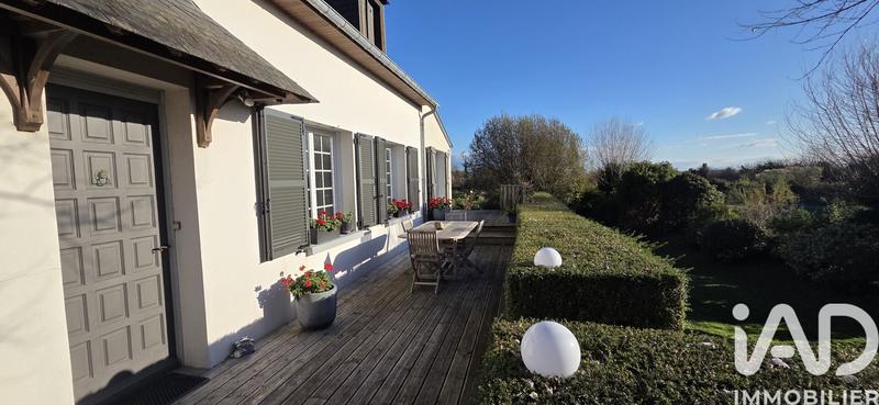 Maison - 145 m² - 5 pièces