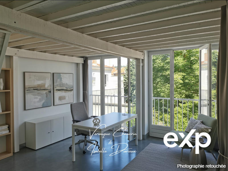 Loft - 181 m² - 5 pièces