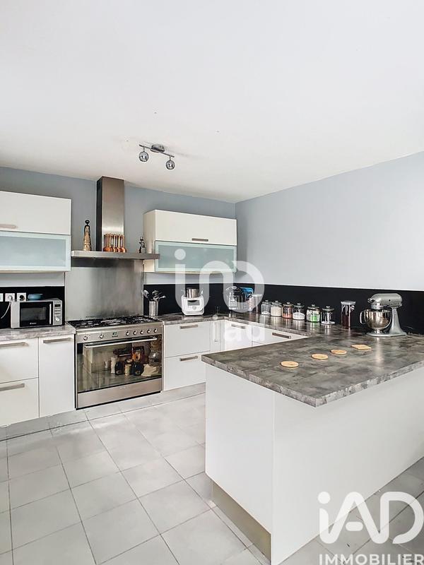 Maison - 85 m² - 5 pièces