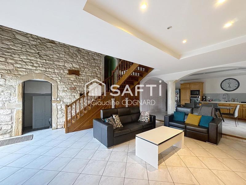 Maison - 158 m² - 6 pièces