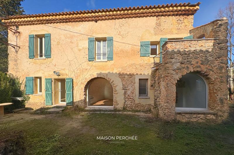 Maison - 149 m² - 8 pièces