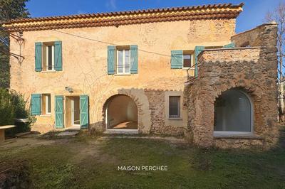 Maison - 149 m² - 8 pièces