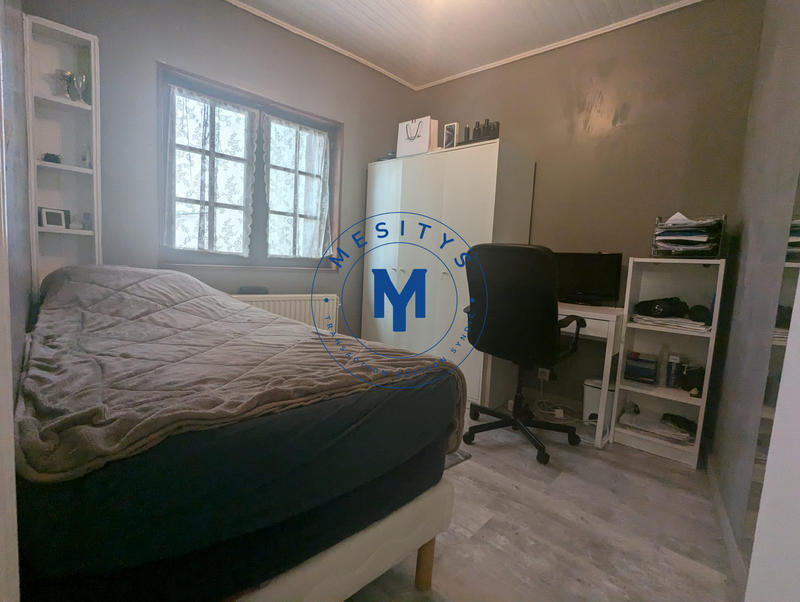 Maison - 99 m² - 5 pièces