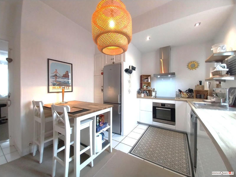 Appartement - 80 m² - 3 pièces