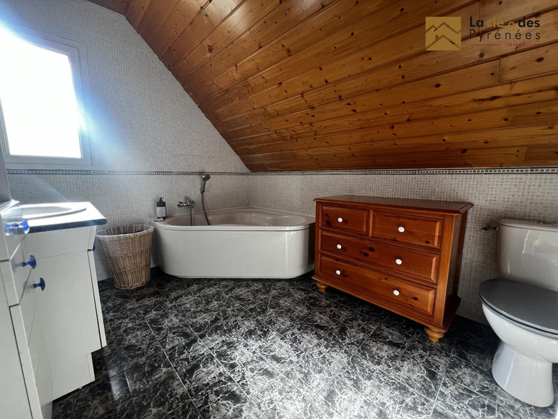 Maison - 127 m² - 5 pièces