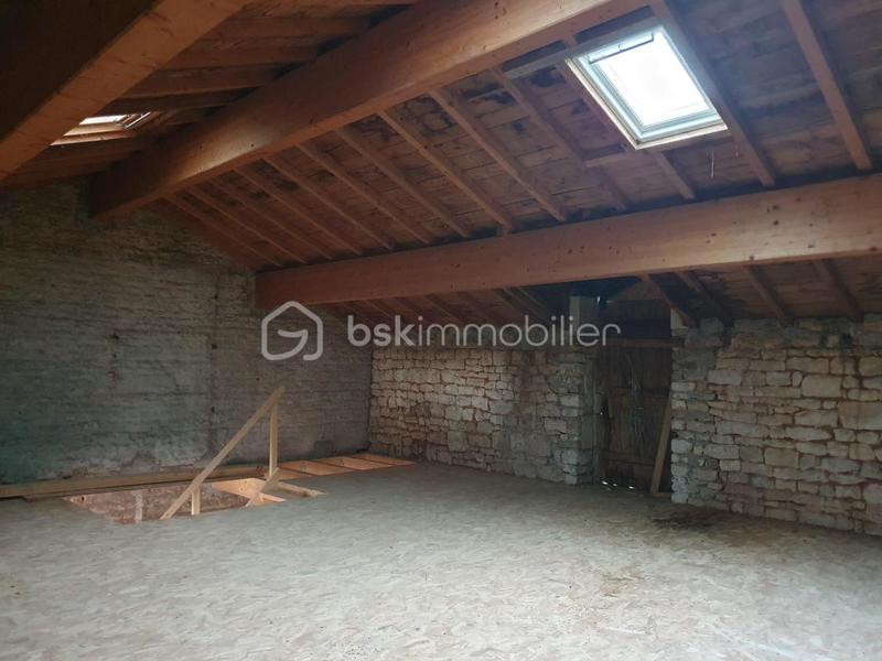 Maison de ville - 195 m² - 1 pièce