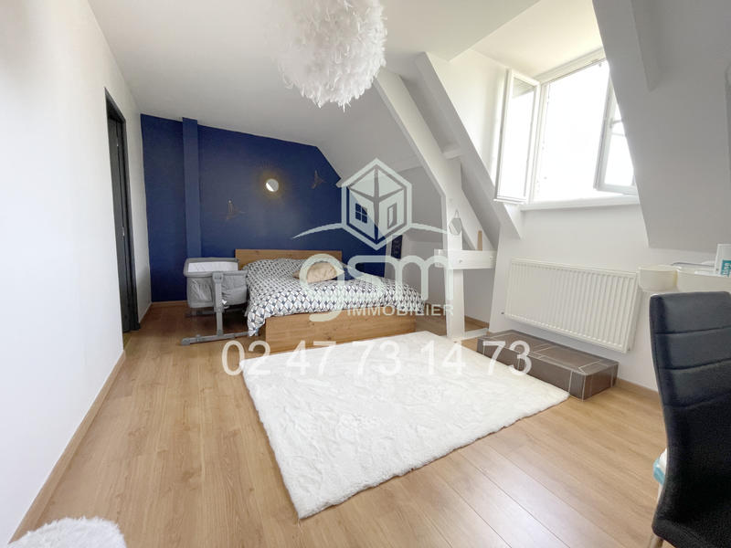 Maison - 166 m² - 6 pièces