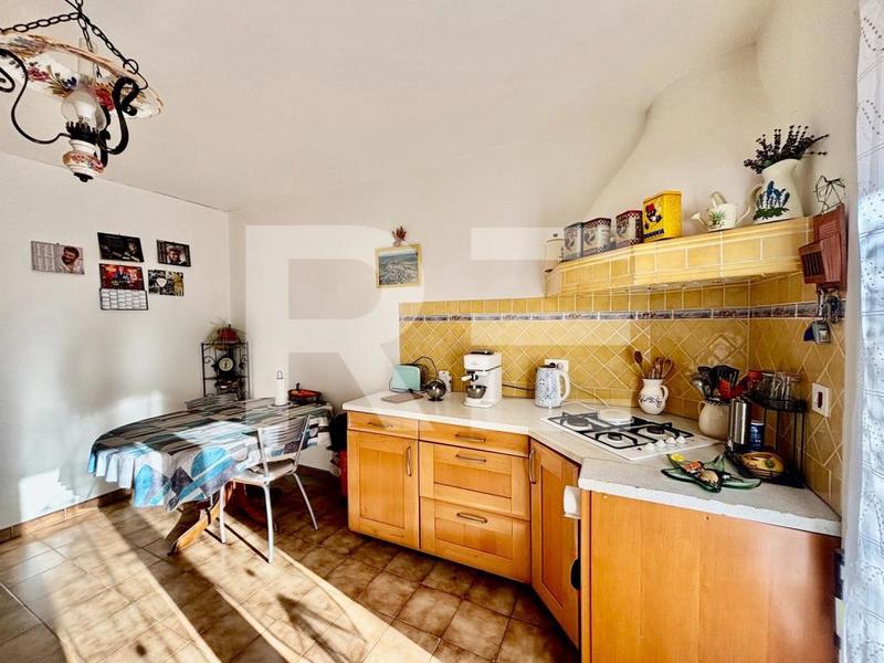 Villa - 208 m² - 8 pièces