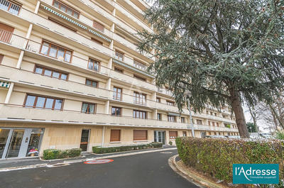 Appartement - 98 m² - 4 pièces