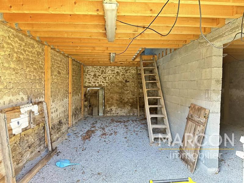 Maison - 95 m² - 5 pièces