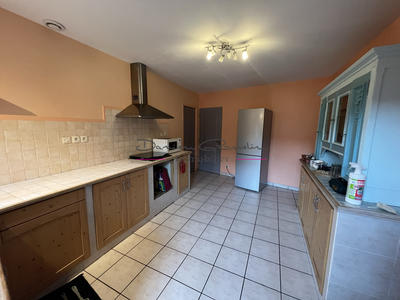 Maison - 166 m² - 7 pièces