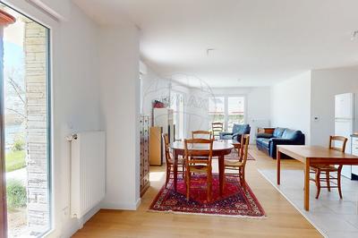 Appartement - 95 m² - 4 pièces