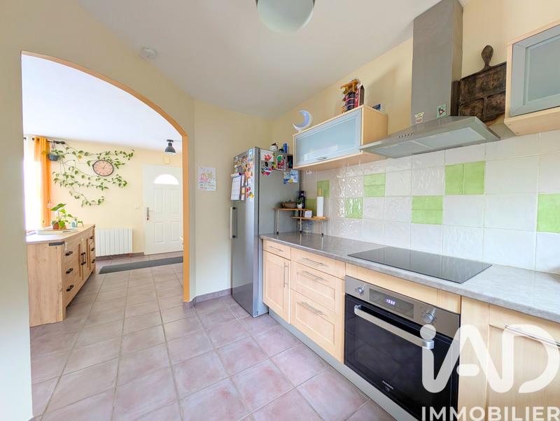 Maison - 96 m² - 5 pièces