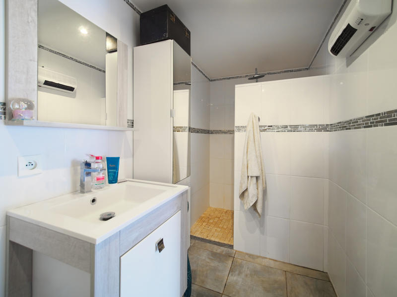 Maison - 190 m² - 6 pièces