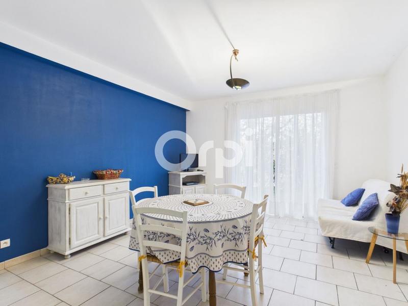 Maison - 220 m² - 7 pièces