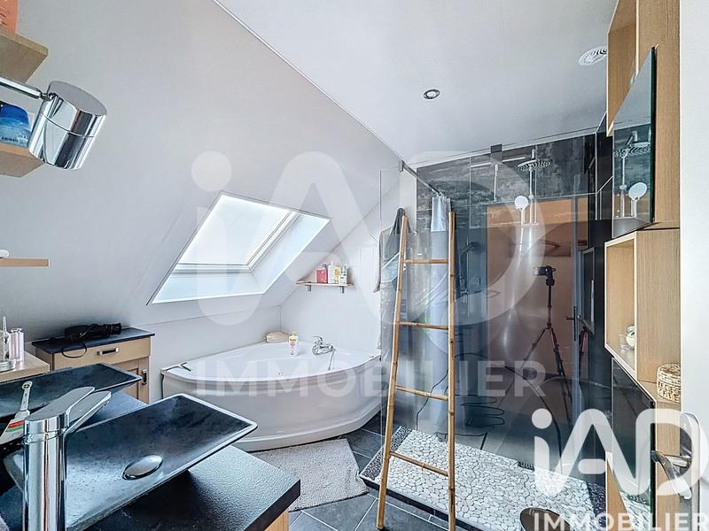 Maison - 128 m² - 5 pièces