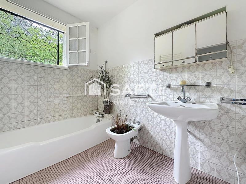 Maison - 121 m² - 5 pièces