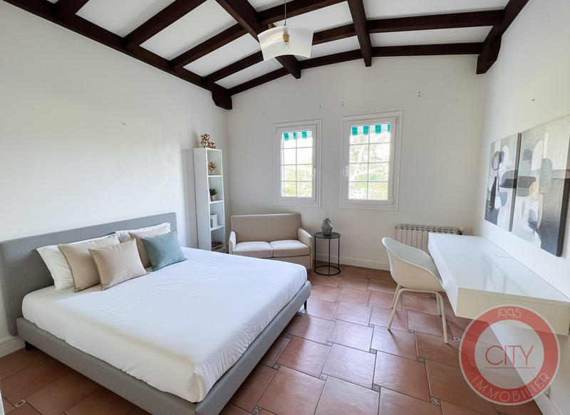 Maison ancienne - 190 m² - 7 pièces