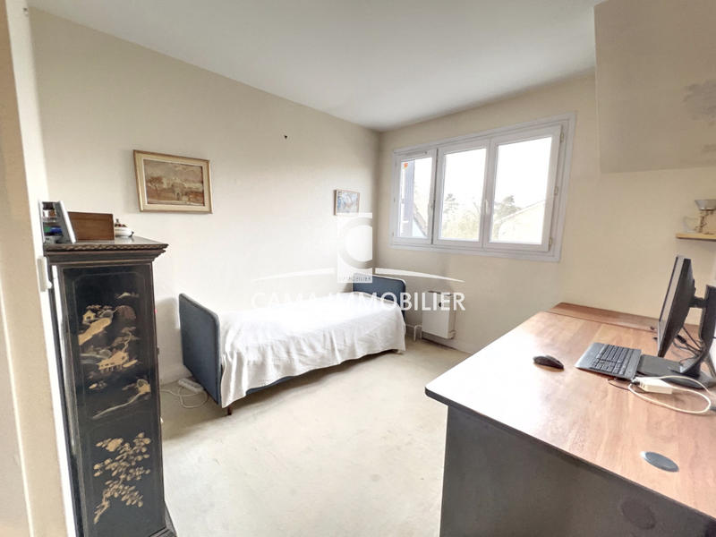 Maison - 196 m² - 7 pièces