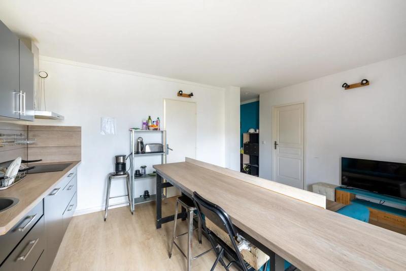 Appartement - 87 m² - 5 pièces