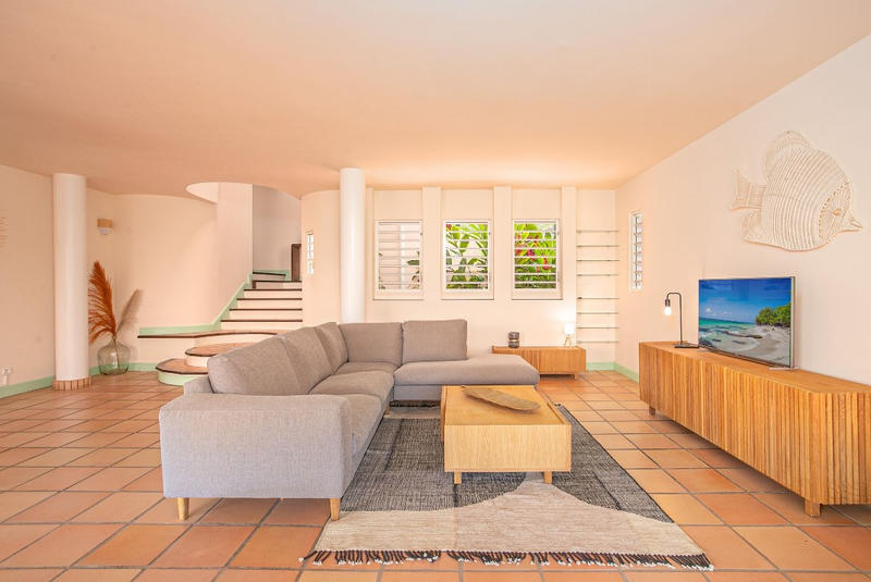 Villa - 270 m² - 6 pièces