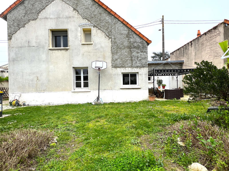 Maison - 122 m² - 6 pièces