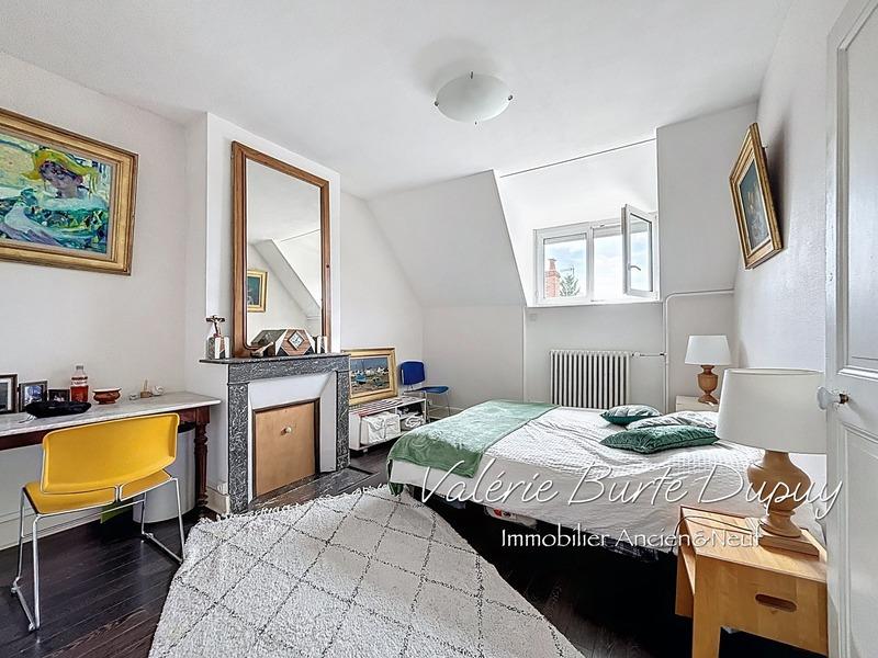 Maison - 184 m² - 7 pièces