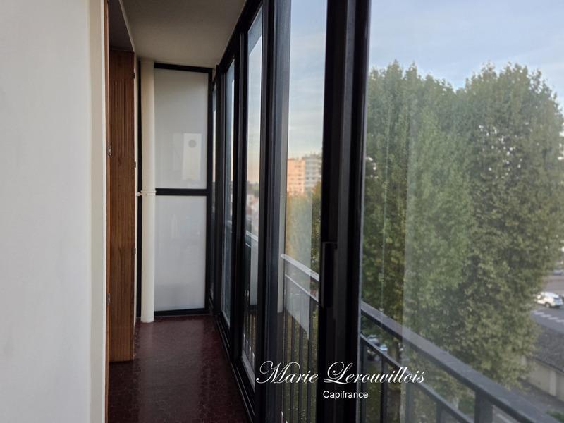 Appartement - 101 m² - 5 pièces