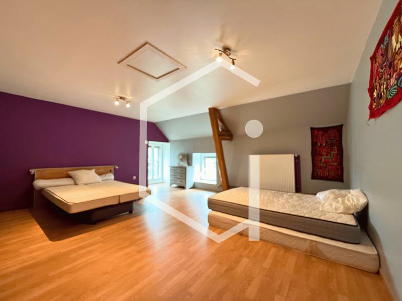 Maison - 176 m² - 6 pièces