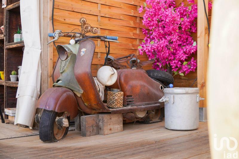 Local commercial - 1 500 m²